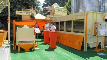 Зерноочисний сепаратор барабанного типу ЛУЧ ЗСО-200 у дії