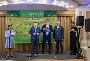 Представники ОЛИС на церемонії вручення нагород