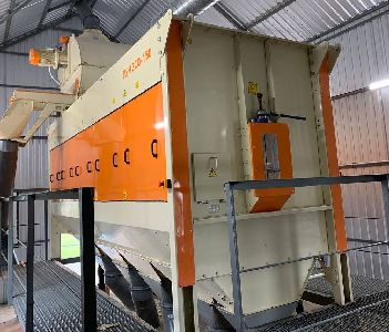 Сепаратор барабанного типу ЛУЧ ЗСО-150 на зерноочисному комплексі в Тернопільській області &ndash; фото 1